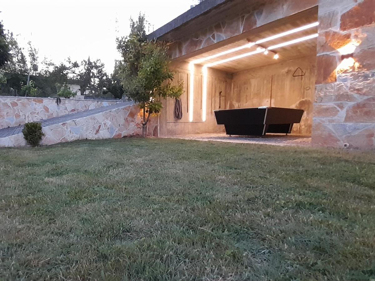 Appartement Cortina House Berat à Kuçovë Extérieur photo