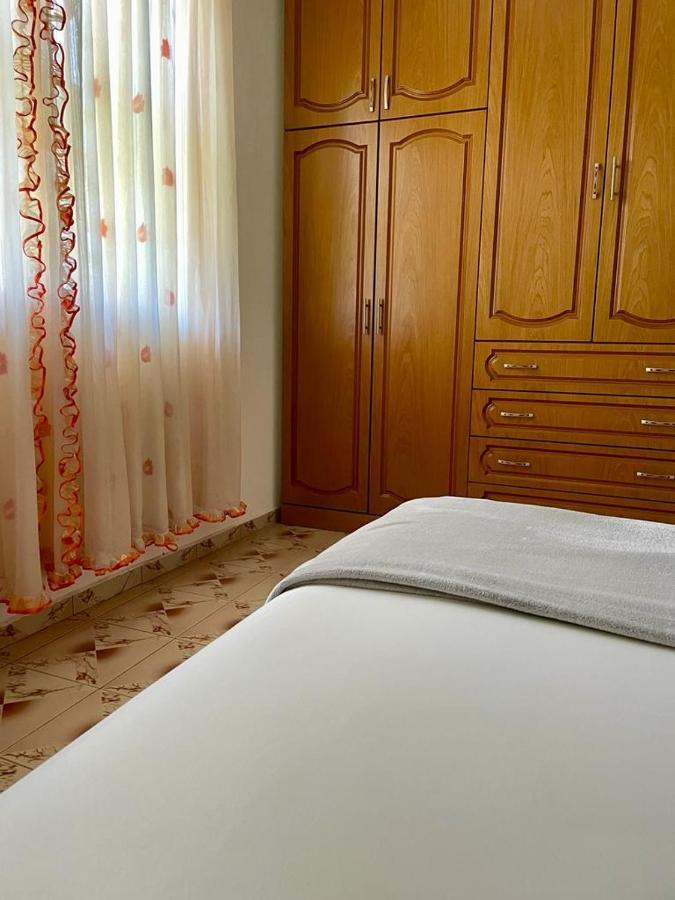Appartement Cortina House Berat à Kuçovë Extérieur photo